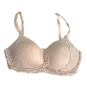 Body by Victoria secret no wire bra